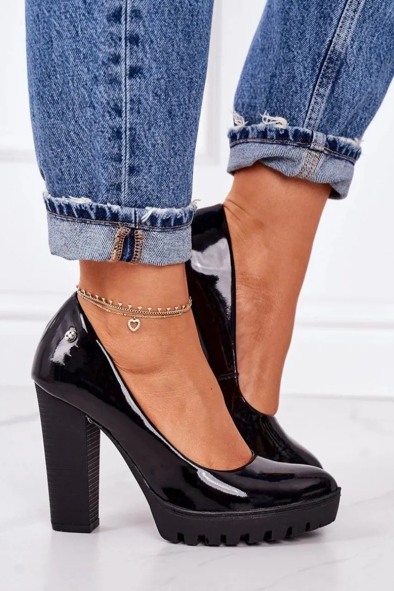 Skórzane Czółenka Na Słupku Maciejka 02629-05 Lakierowane Czarne