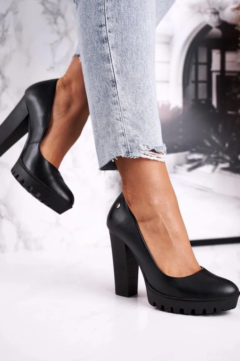 Skórzane Czółenka Na Słupku Maciejka 02629-01 Czarne