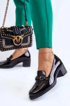 Skórzane Czółenka Na Słupku Z Ozdobą Czarne Semila