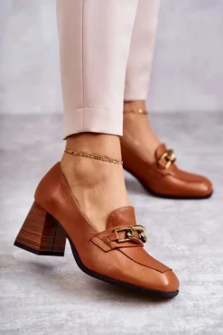 Skórzane Czółenka Z Łańcuchem Laura Messi 2514 Camel