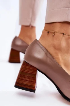 Skórzane Czółenka Z Łańcuchem Laura Messi 2514 Beżowe