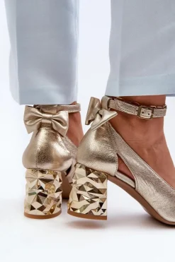 Skórzane Czółenka Z Kokardką Maciejka 05059-25 Złote