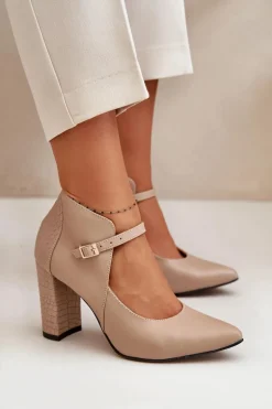 Skórzane Czółenka Z Noskami W Szpic Na Słupku Beżowe Laura Messi 2832