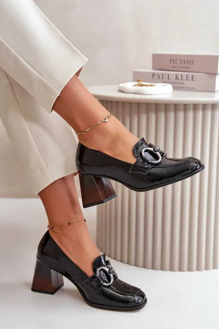 Skórzane Czółenka Z Ozdobą Czarne Laura Messi 2845