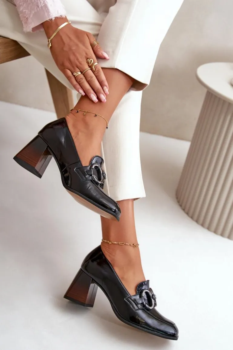 Skórzane Czółenka Z Ozdobą Czarne Laura Messi 2845