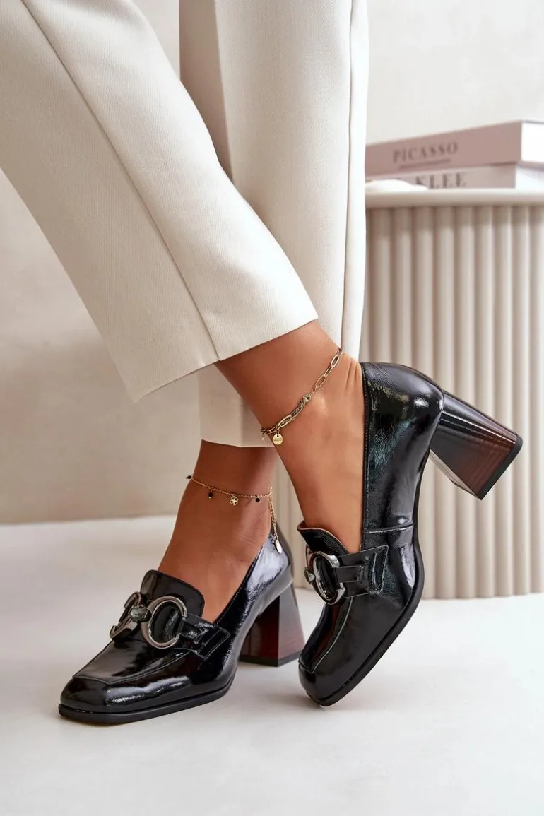 Skórzane Czółenka Z Ozdobą Czarne Laura Messi 2845