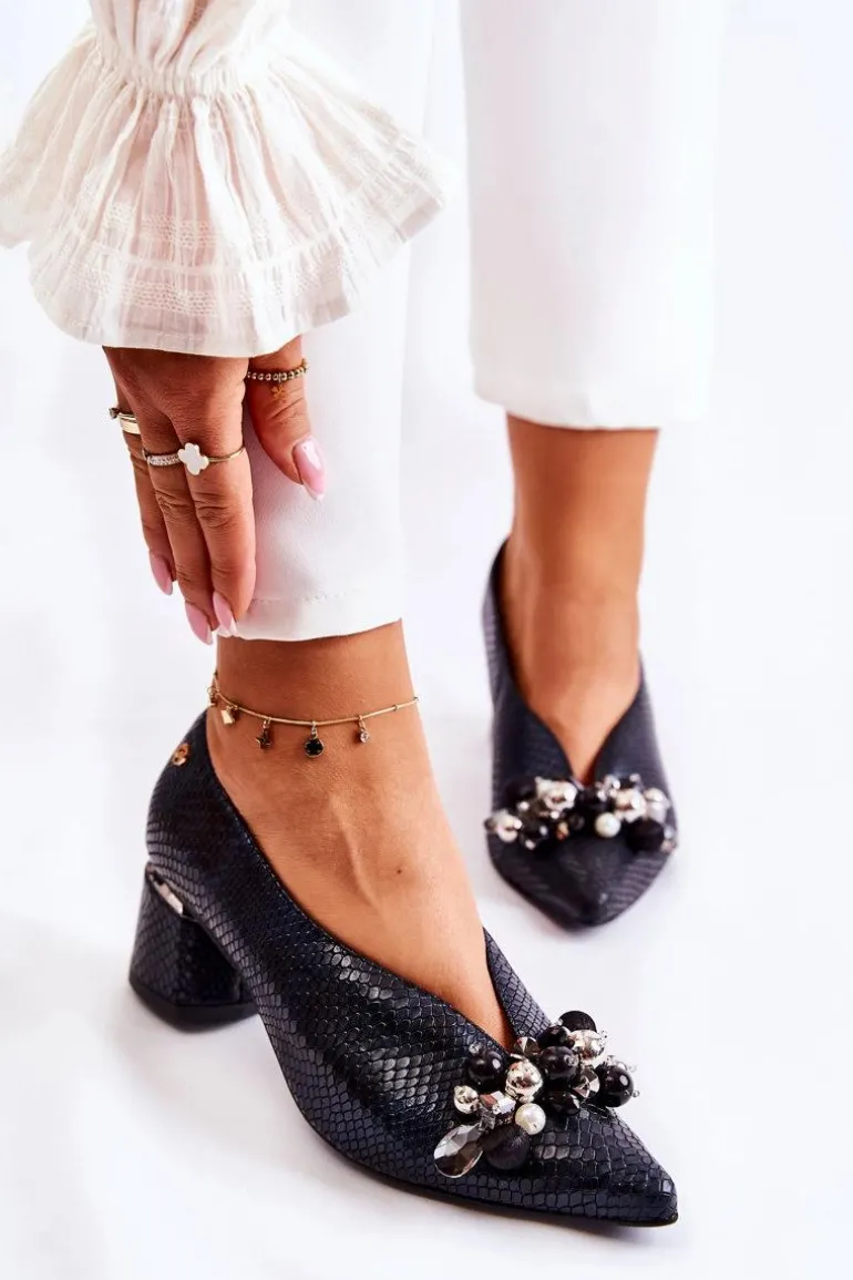 Skórzane Czółenka Z Ozdobą Laura Messi 2487 Czarne