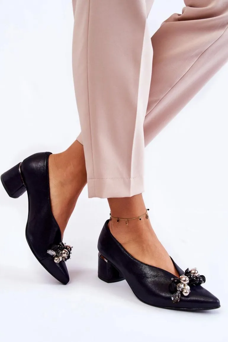 Skórzane Czółenka Z Ozdobą Laura Messi 2487 Granatowe