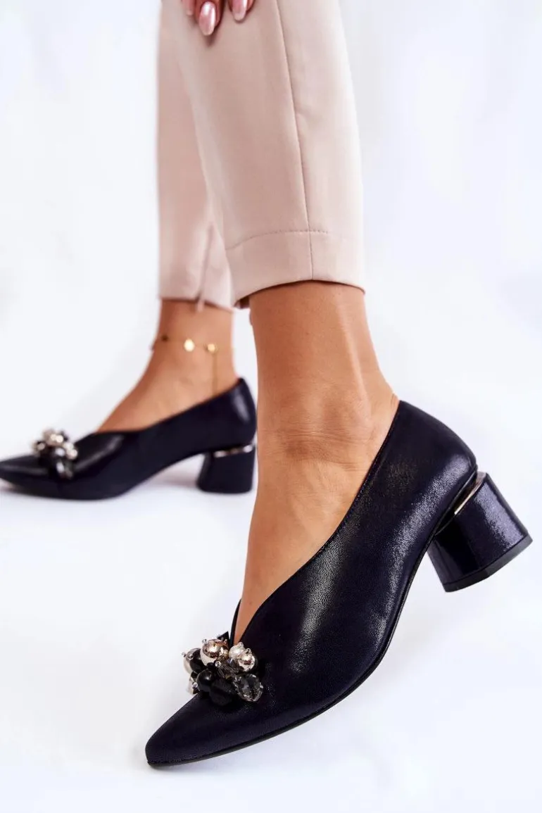 Skórzane Czółenka Z Ozdobą Laura Messi 2487 Granatowe