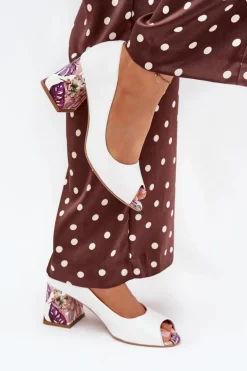 Skórzane Czółenka Z Ozdobnym Obcasem Lewski Shoes 2608/K Białe