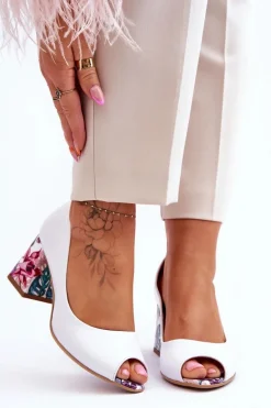 Skórzane Czółenka Z Ozdobnym Obcasem Lewski Shoes 2608/K Biały Groch