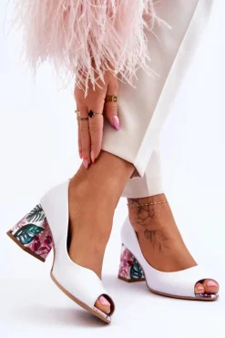 Skórzane Czółenka Z Ozdobnym Obcasem Lewski Shoes 2608/K Biały Groch