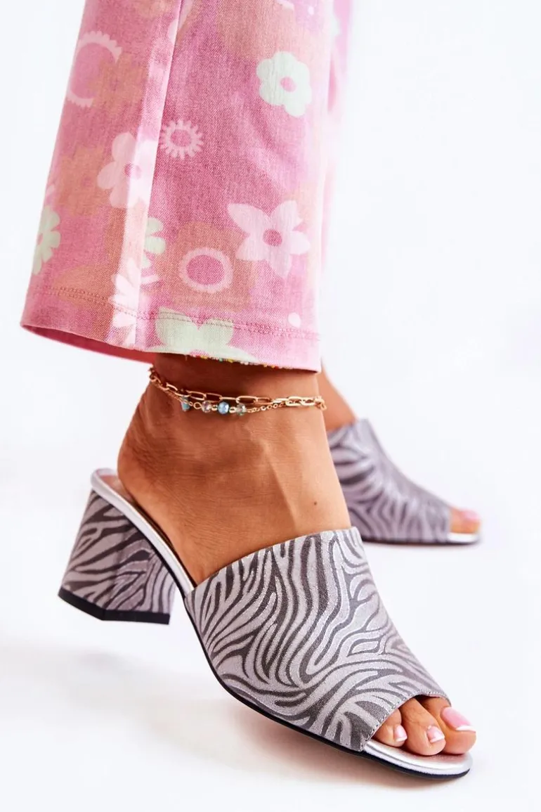 Skórzane Damskie Klapki Na Obcasie Zebra Szare Nessita