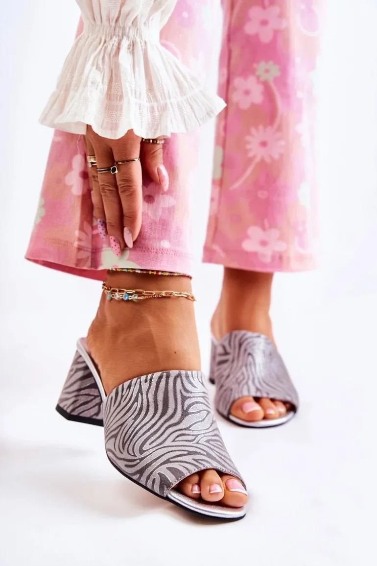 Skórzane Damskie Klapki Na Obcasie Zebra Szare Nessita