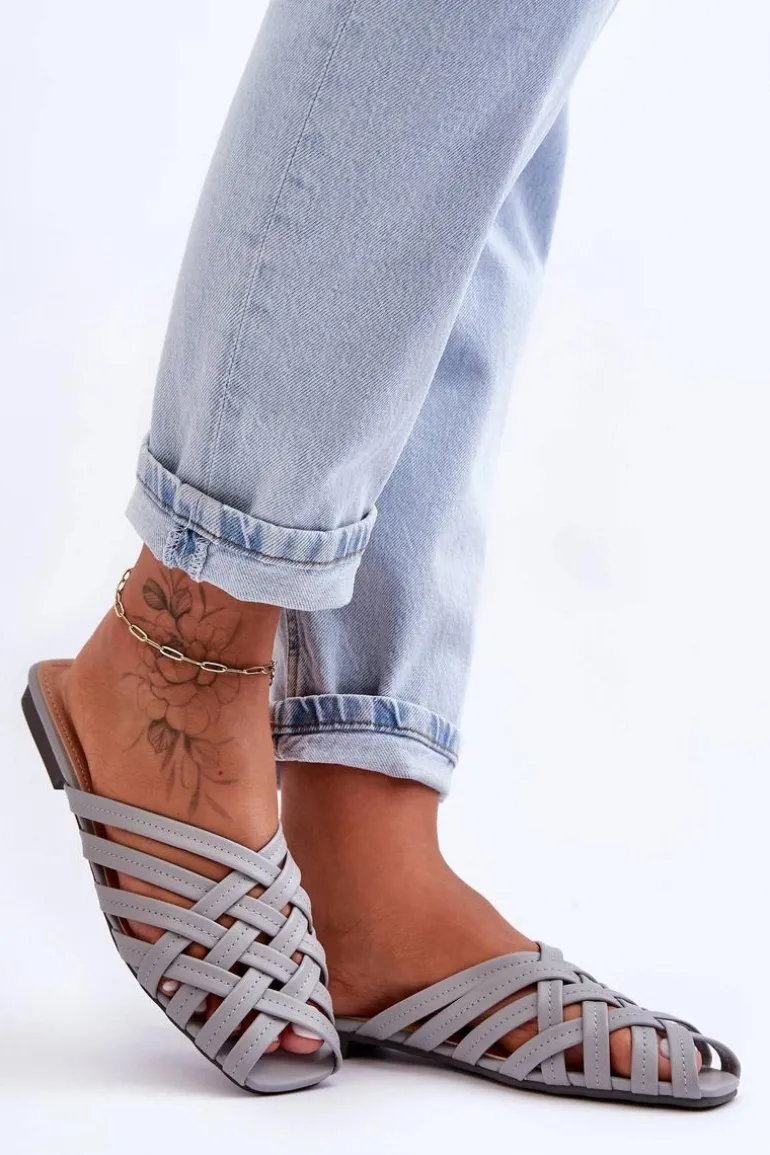 Skórzane Damskie Klapki Z Paskami Szare Doralia