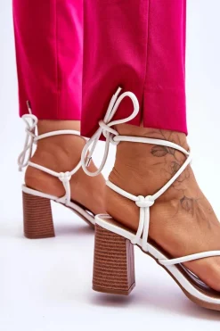 Skórzane Damskie Sandały Na Słupku Białe Seyna