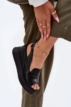 Skórzane Damskie Sandały Na Koturnie Artiker 52C0484 Czarne