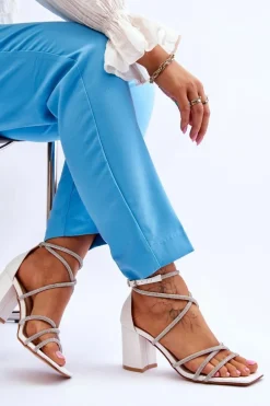 Skórzane Damskie Sandały Z Cyrkoniami Na Obcasie Białe Liviano