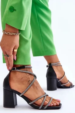 Skórzane Damskie Sandały Z Cyrkoniami Na Obcasie Czarne Liviano