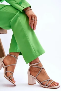 Skórzane Damskie Sandały Z Cyrkoniami Na Obcasie Beżowe Liviano