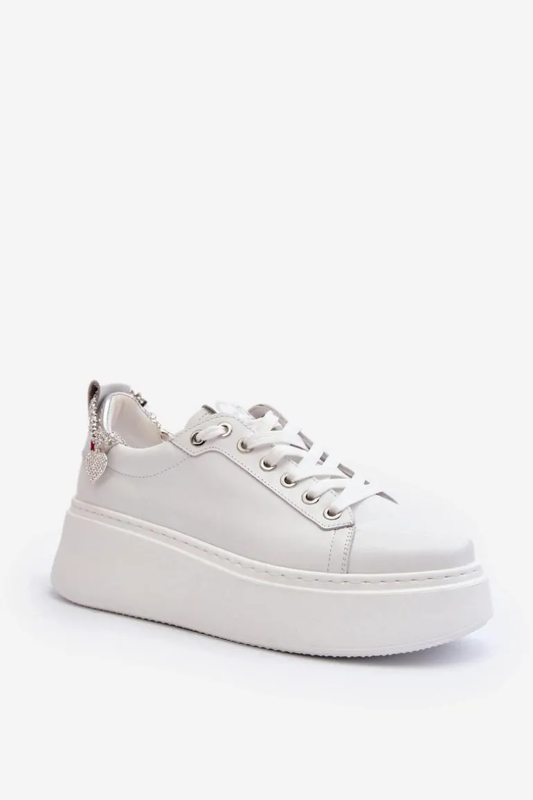 Skórzane Damskie Sneakersy Z Bransoletą CheBello 4406 Białe