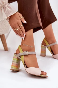 Skórzane Eleganckie Sandały Na Słupku Laura Messi 2136 Multikolor