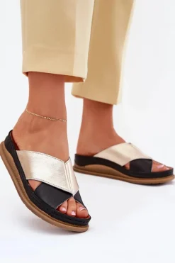 Skórzane Klapki Damskie Na Platformie Maciejka L4986-25 Złoto-Czarne