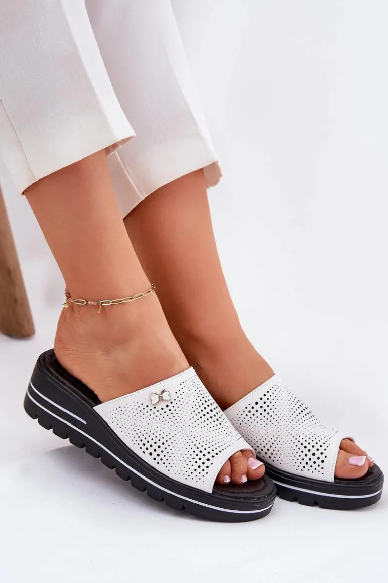 Skórzane Klapki Damskie Na Koturnie Vinceza 41477 Białe