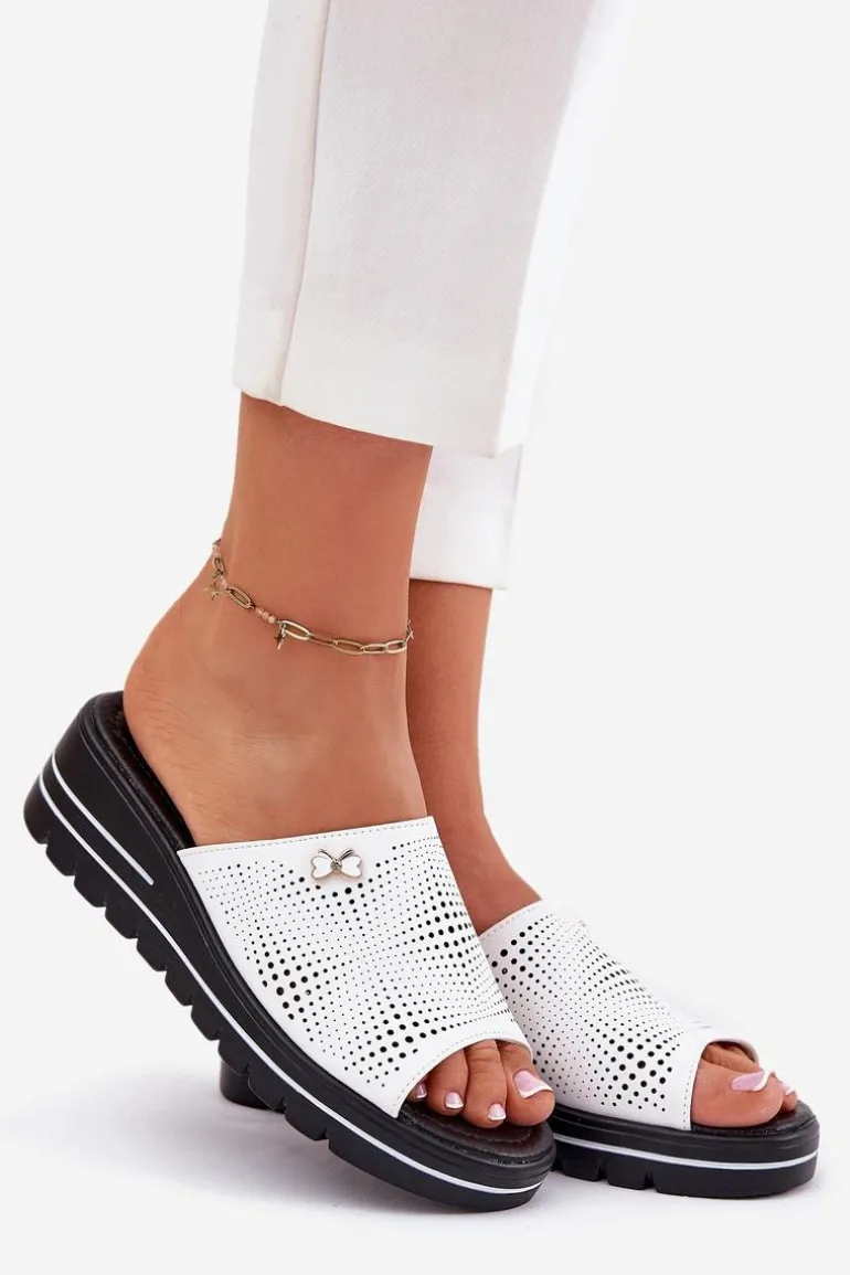 Skórzane Klapki Damskie Na Koturnie Vinceza 41477 Białe