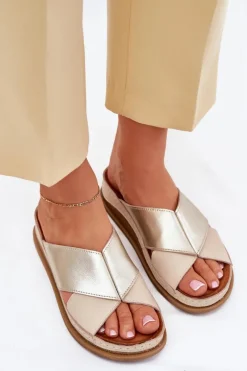 Skórzane Klapki Damskie Na Platformie Maciejka L4986-37 Beżowo-Złote
