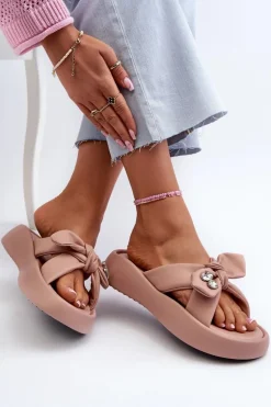 Skórzane Klapki Damskie Na Platformie Różowe GOE NN2N4109