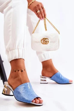 Skórzane Klapki Damskie Wzór Krokodyl Na Obcasie Niebieskie Perry