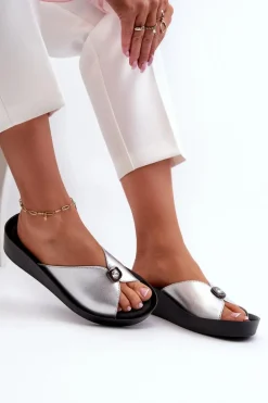 Skórzane Klapki Damskie Z Ozdobą Srebrne S.Barski KV27-027