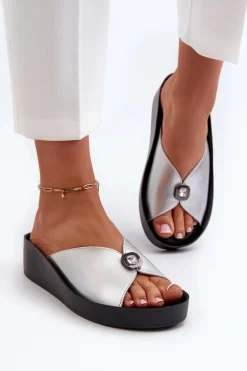 Skórzane Klapki Damskie Z Ozdobą Srebrne S.Barski KV27-027