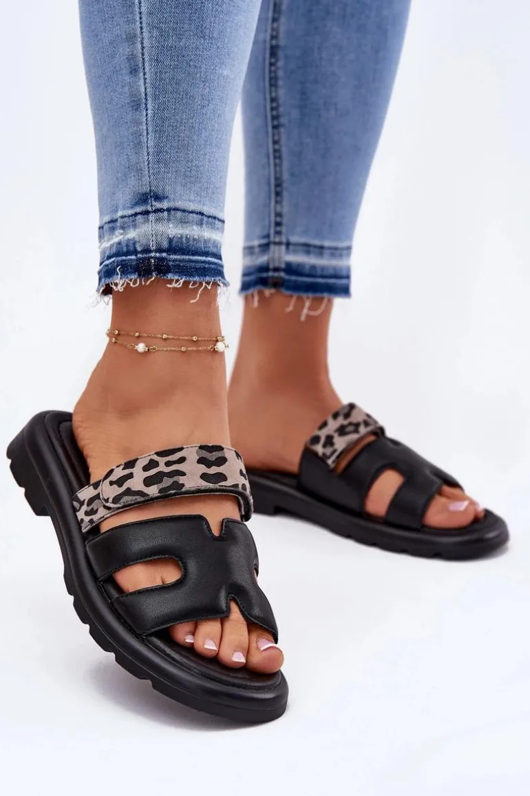 Skórzane Klapki Damskie Z Rzepem Panterka Vinceza 66769 Czarne