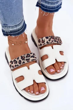 Skórzane Klapki Damskie Z Rzepem Panterka Vinceza 66769 Jasnobeżowe