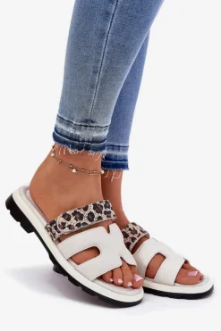 Skórzane Klapki Damskie Z Rzepem Panterka Vinceza 66769 Jasnobeżowe