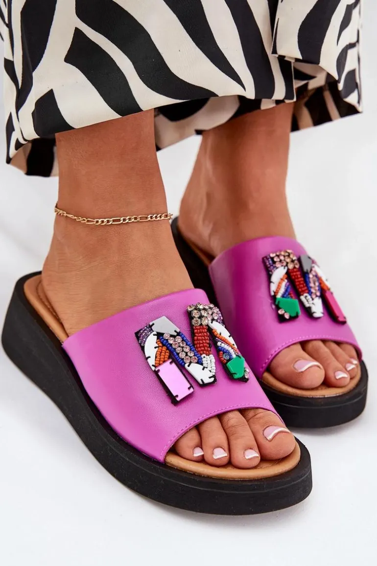 Skórzane Klapki Damskie Z Ozdobą Fuksja Asames