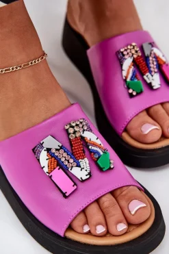 Skórzane Klapki Damskie Z Ozdobą Fuksja Asames