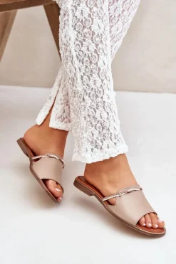 Skórzane Klapki Lewski Shoes 3047 Ciemnobeżowe