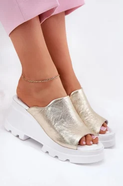 Skórzane Klapki Na Koturnie Artiker 56C0435 Złote