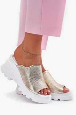 Skórzane Klapki Na Koturnie Artiker 56C0435 Złote