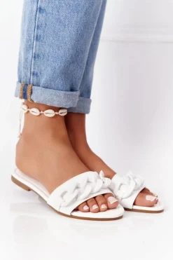 Skórzane Klapki Z Łańcuchem Białe Step By Step