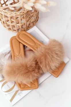 Skórzane Klapki Z Futerkiem Beżowe Love You So