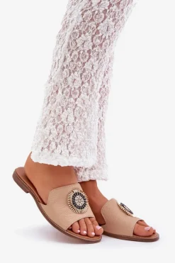 Skórzane Klapki Z Ozdobą Na Płaskim Obcasie Lewski 3047/O Beżowe