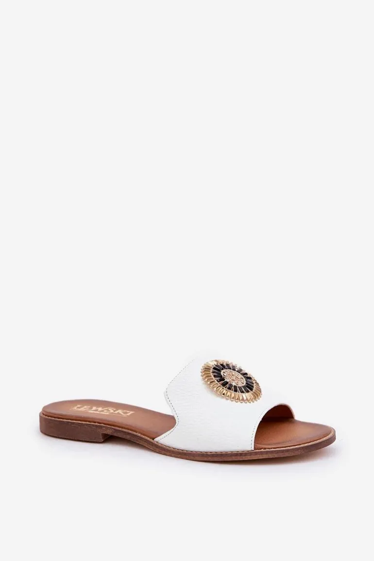Skórzane Klapki Z Ozdobą Na Płaskim Obcasie Lewski 3047/O Białe