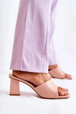 Skórzane Klasyczne Klapki Na Obcasie Nude Talena