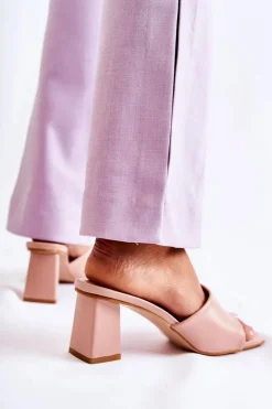 Skórzane Klasyczne Klapki Na Obcasie Nude Talena