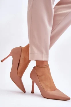 Skórzane Klasyczne Szpilki Beżowe Kelsey