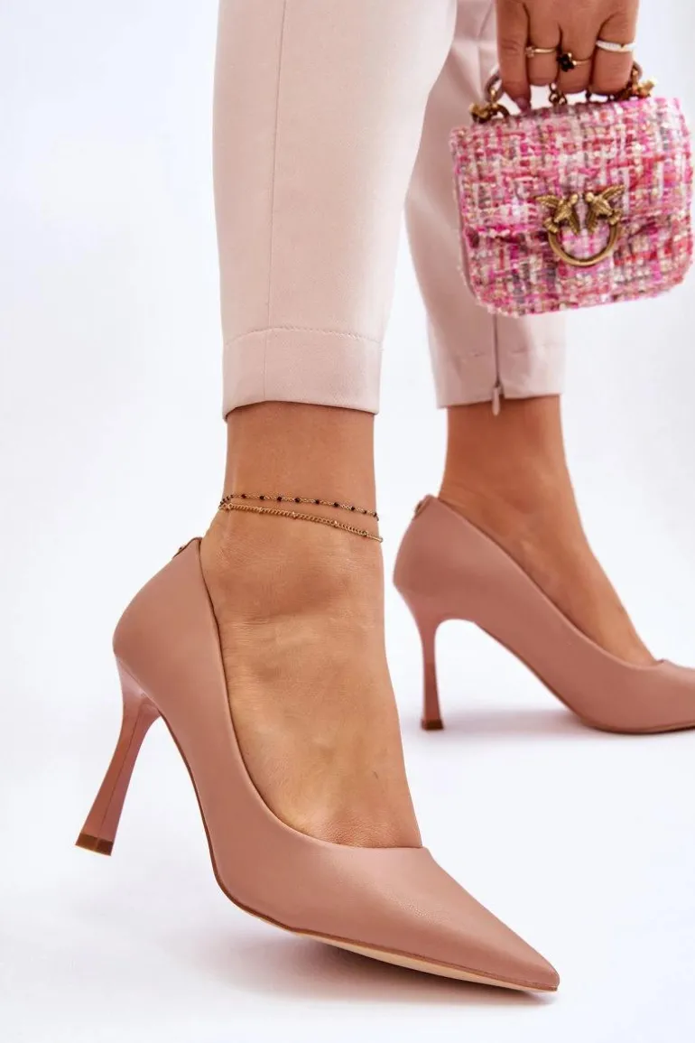 Skórzane Klasyczne Szpilki Beżowe Kelsey